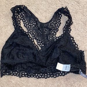 COPY - NWT size L Aerie black bralette